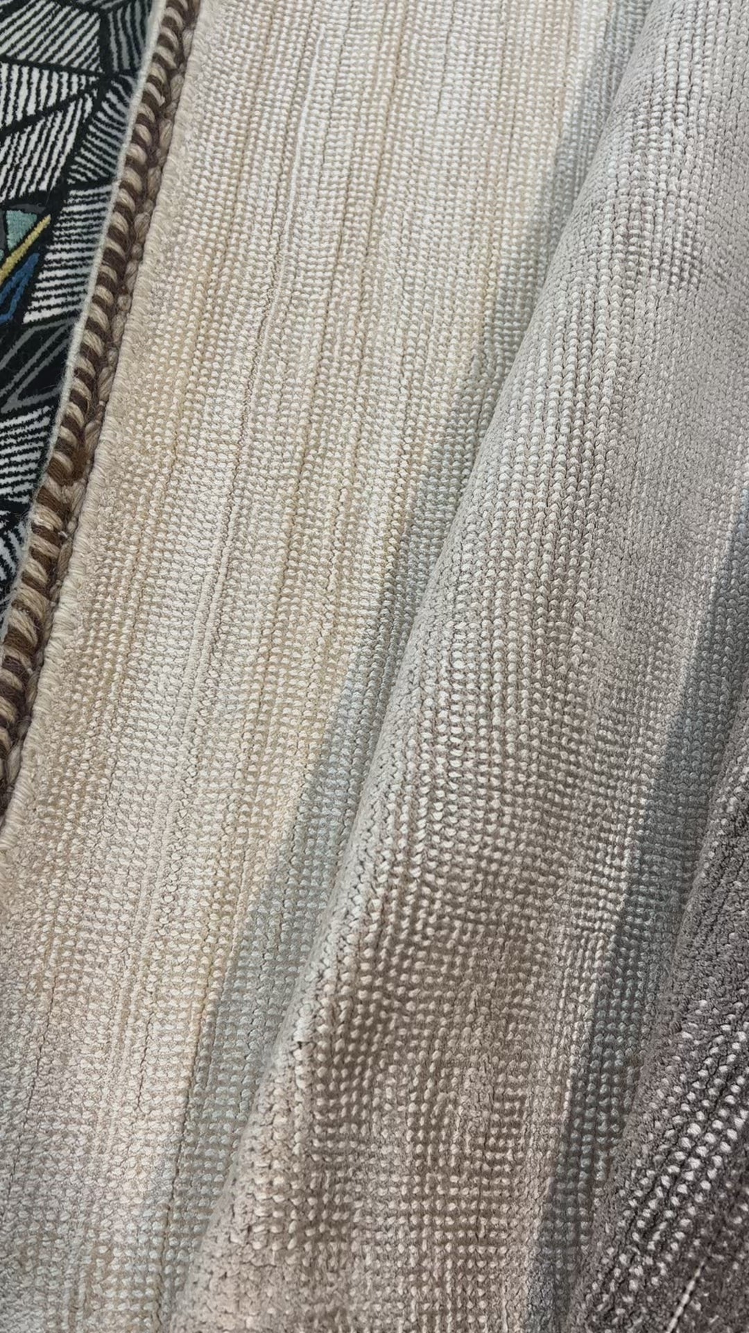 Cargar vídeo: Tapete Uma N8052